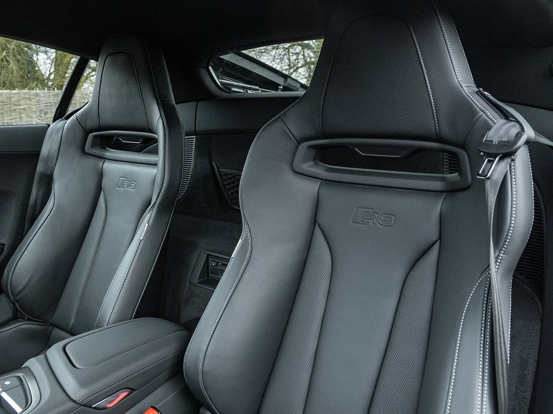 Audi R8 V10 Plus Performance Parts Edition  - U5791