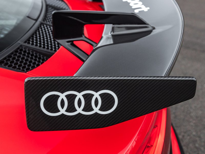 Audi R8 V10 Plus Performance Parts Edition  - U5791