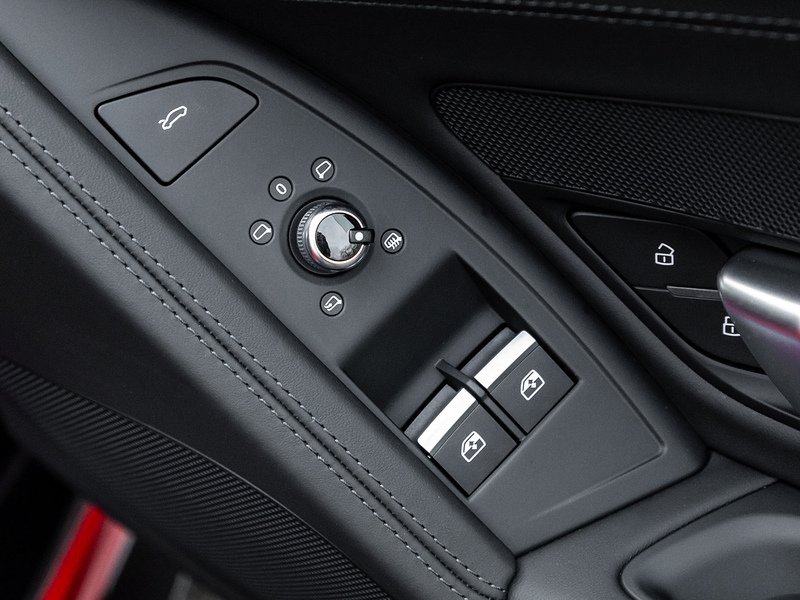 Audi R8 V10 Plus Performance Parts Edition  - U5791