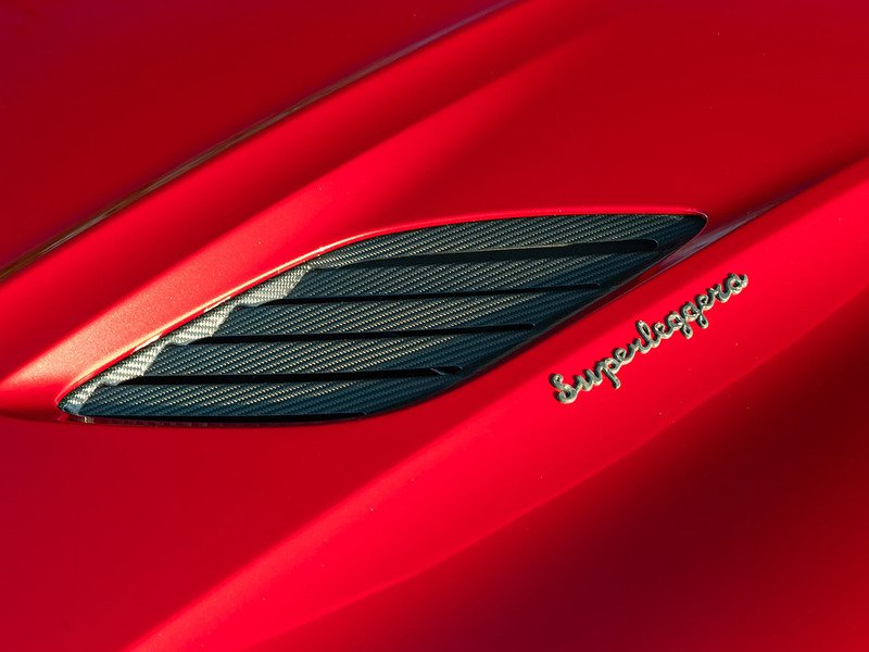 Aston Martin DBS Superleggera V12  - U5796