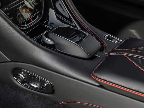 Aston Martin DBS Superleggera V12  - U5796