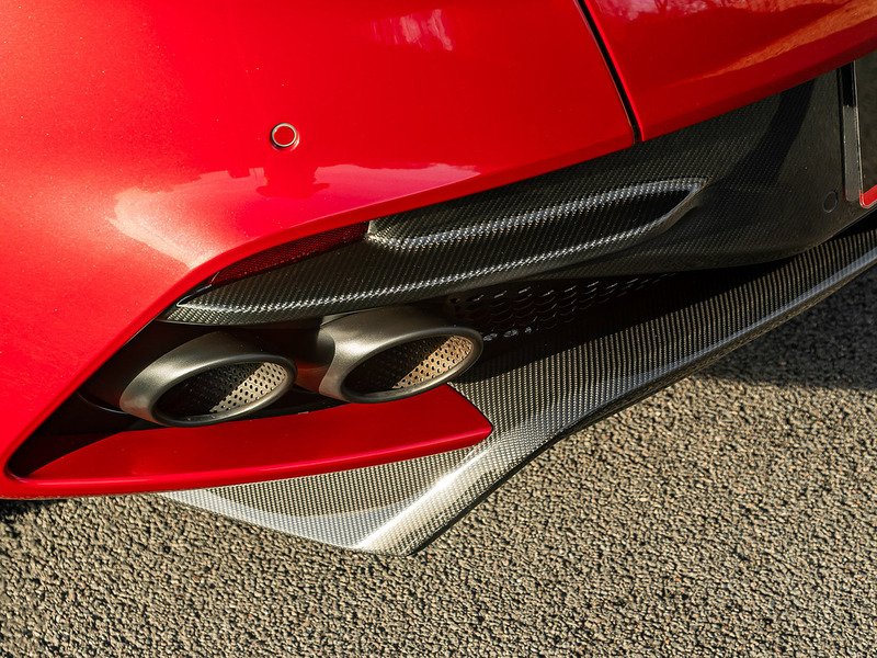 Aston Martin DBS Superleggera V12  - U5796