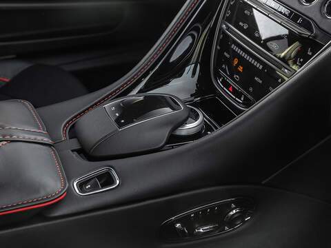 Aston Martin DBS Superleggera V12  - U5796