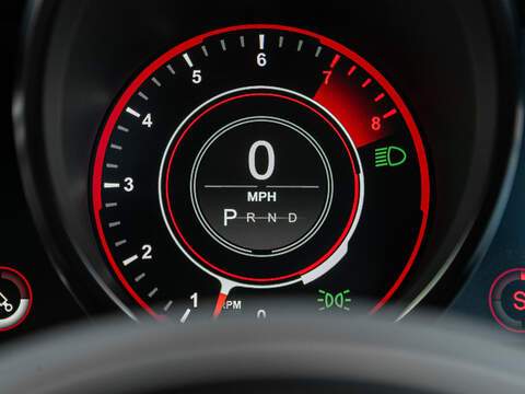 Aston Martin DBS Superleggera V12  - U5796