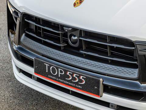 Porsche Macan GTS  - U5800