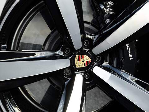 Porsche Macan GTS  - U5800