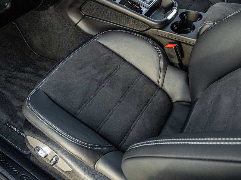 Porsche Macan GTS  - U5800