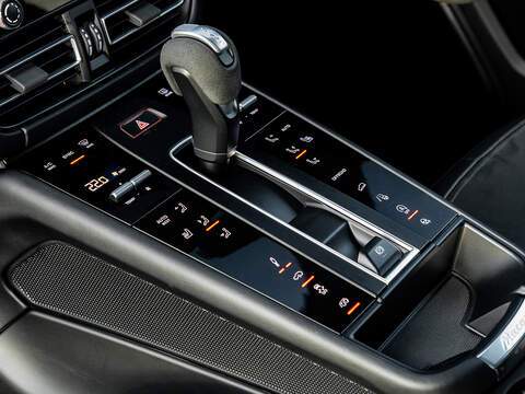 Porsche Macan GTS  - U5800