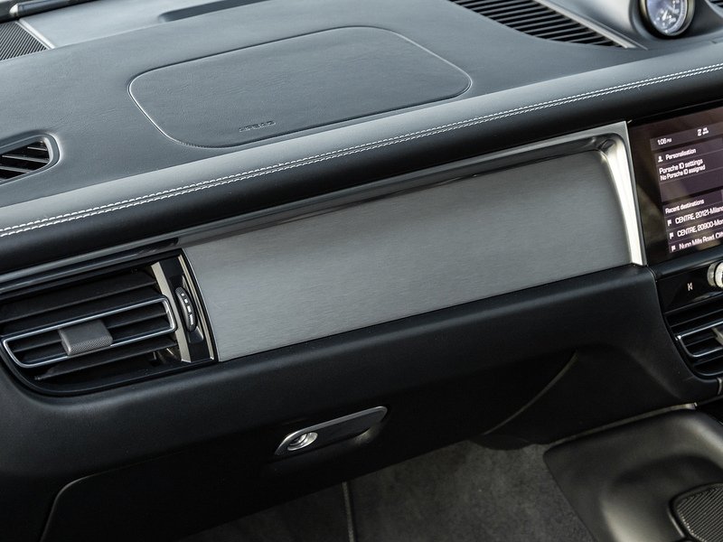 Porsche Macan GTS  - U5800