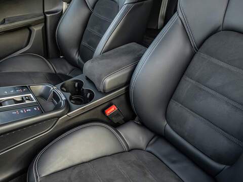 Porsche Macan GTS  - U5800