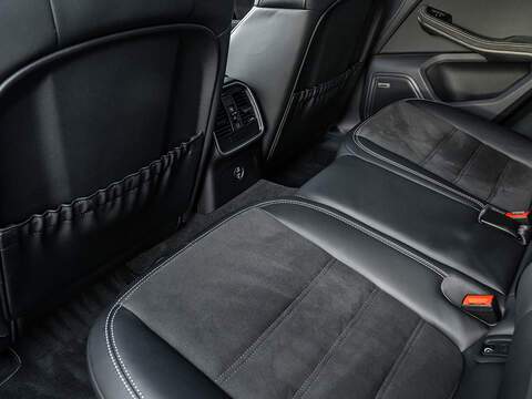 Porsche Macan GTS  - U5800