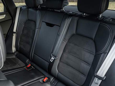 Porsche Macan GTS  - U5800