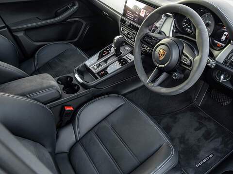 Porsche Macan GTS  - U5800