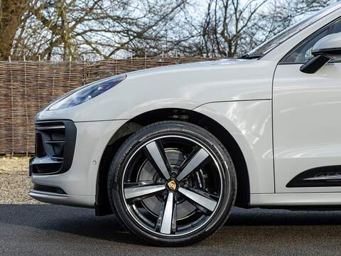 Porsche Macan GTS  - U5800