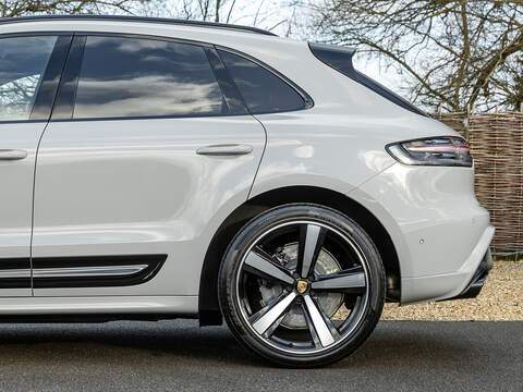 Porsche Macan GTS  - U5800