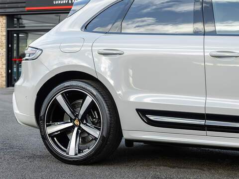 Porsche Macan GTS  - U5800