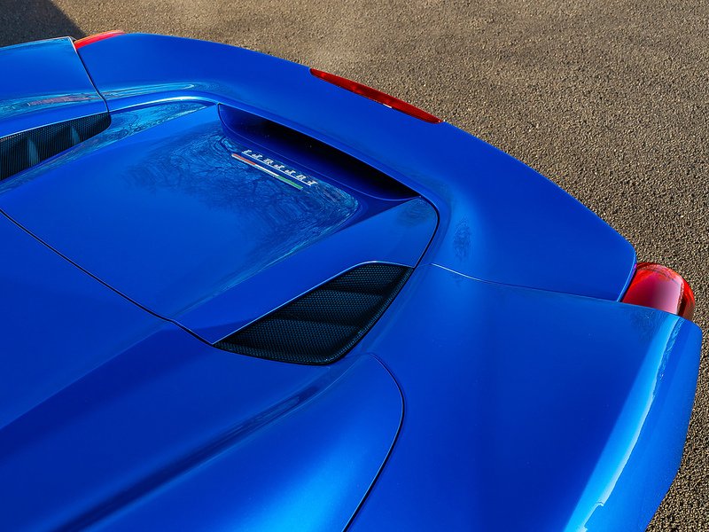 Ferrari 488 Spider  - U5801