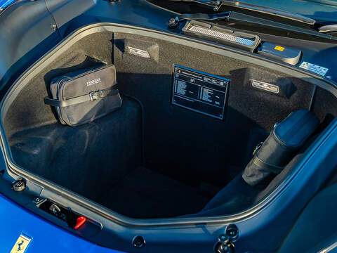 Ferrari 488 Spider  - U5801