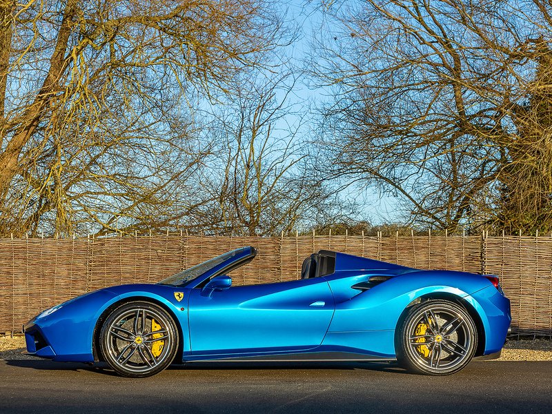 Ferrari 488 Spider  - U5801