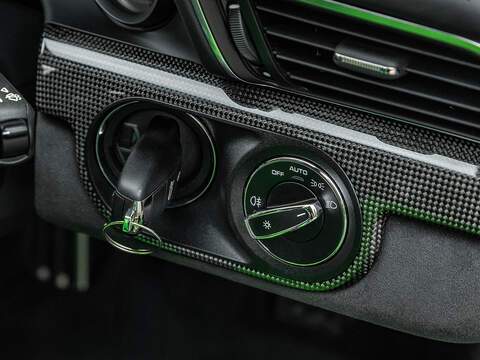 Porsche 911 GT3 RS (991.2)  - U5802