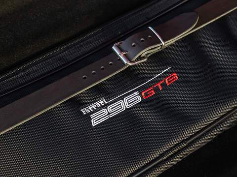 Ferrari 296 GTB  - U5804