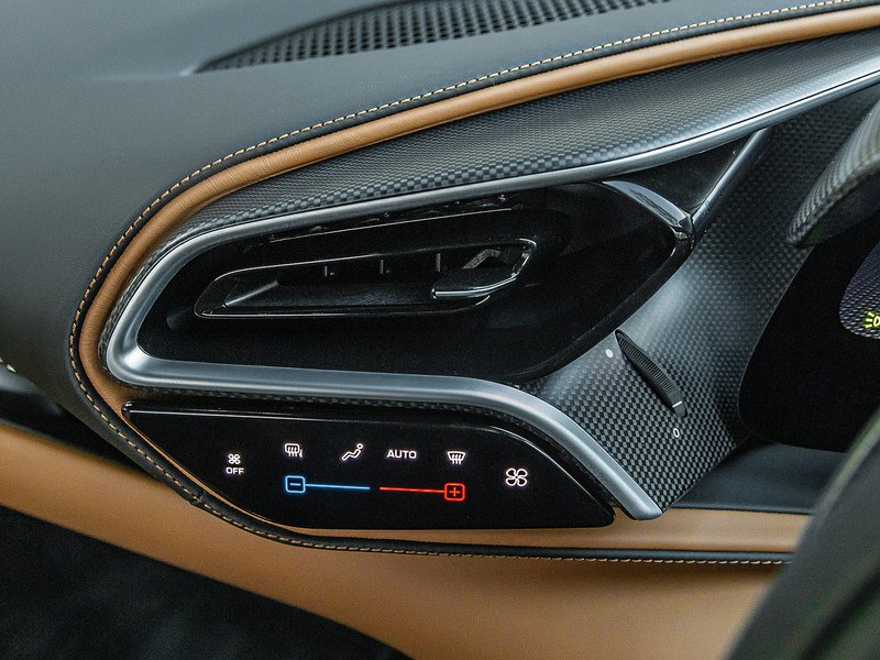 Ferrari 296 GTB  - U5804