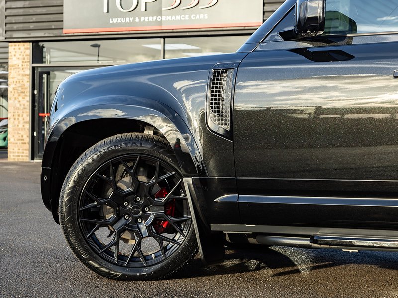 Land Rover Defender 110 3.0 D250 XS Edition  - U5808