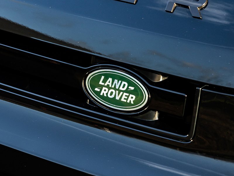 Land Rover Defender 110 3.0 D250 XS Edition  - U5808