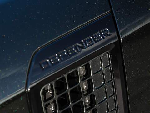 Land Rover Defender 110 3.0 D250 XS Edition  - U5808