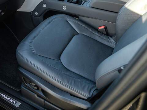 Land Rover Defender 110 3.0 D250 XS Edition  - U5808