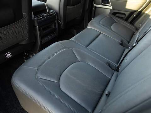 Land Rover Defender 110 3.0 D250 XS Edition  - U5808