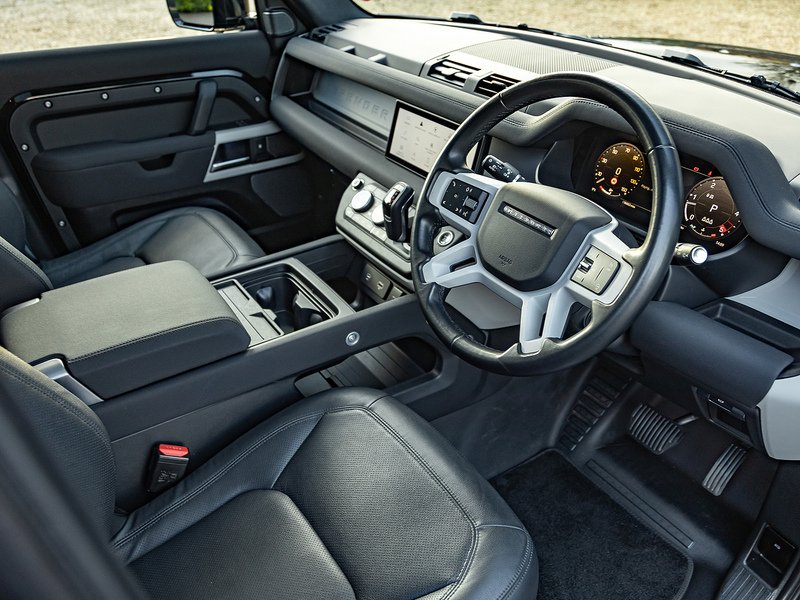 Land Rover Defender 110 3.0 D250 XS Edition  - U5808