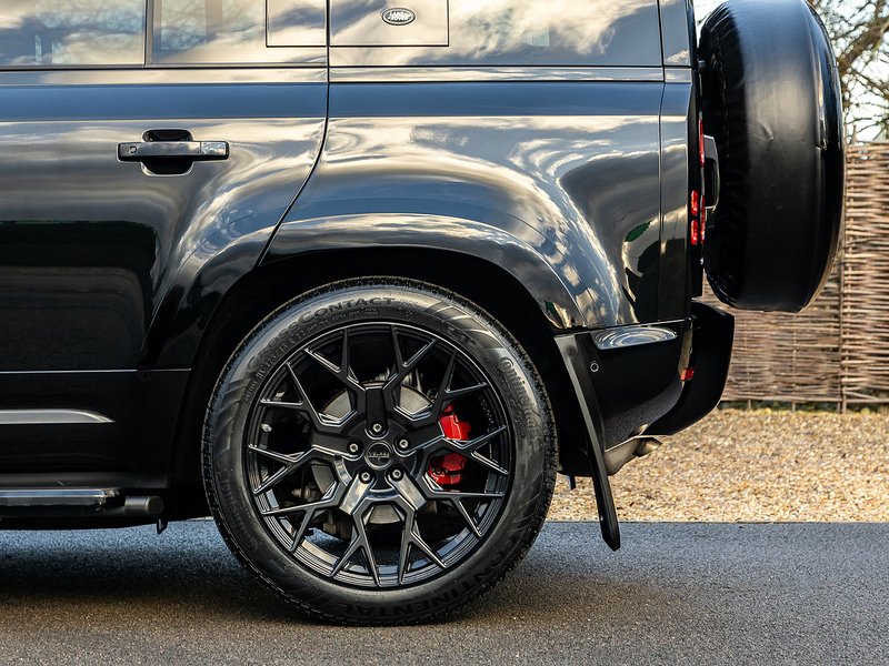 Land Rover Defender 110 3.0 D250 XS Edition  - U5808