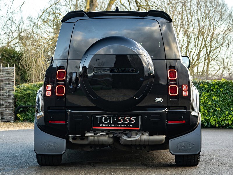 Land Rover Defender 110 3.0 D250 XS Edition  - U5808