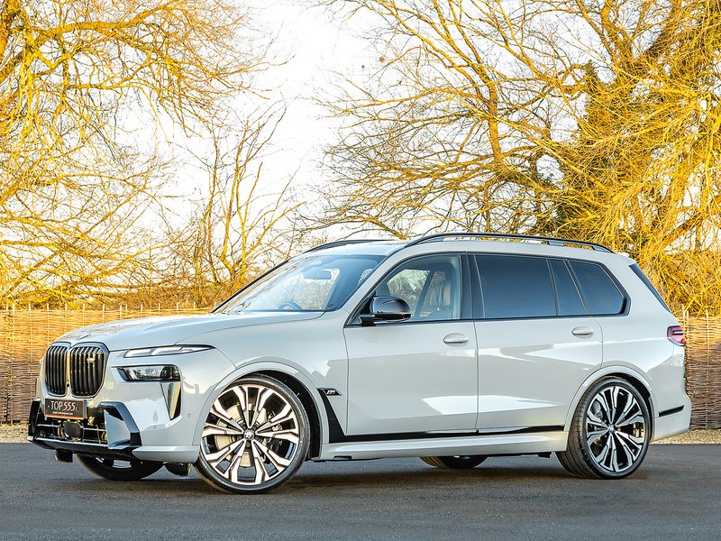 BMW X7 M60i xDrive V8 - M Sport Pro
  - U5810