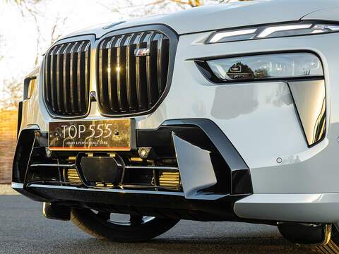BMW X7 M60i xDrive V8 - M Sport Pro
  - U5810