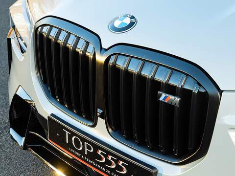 BMW X7 M60i xDrive V8 - M Sport Pro
  - U5810