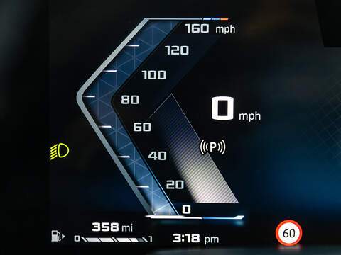 BMW X7 M60i xDrive V8 - M Sport Pro
  - U5810