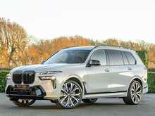 BMW X7 M60i xDrive V8 - M Sport Pro
