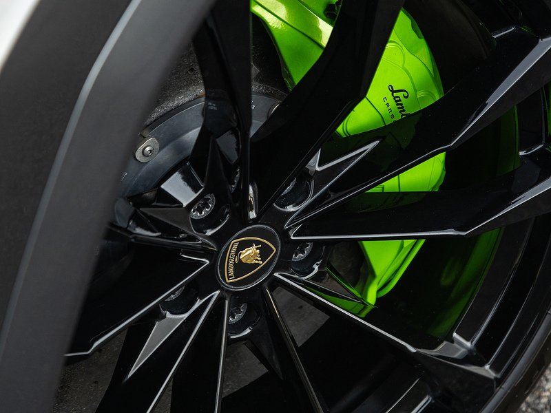 Lamborghini Urus  - U5815