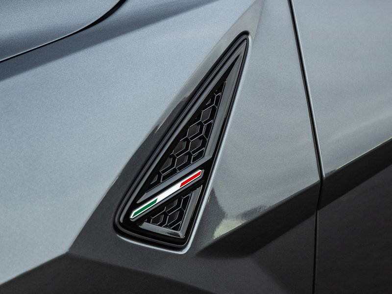 Lamborghini Urus  - U5815