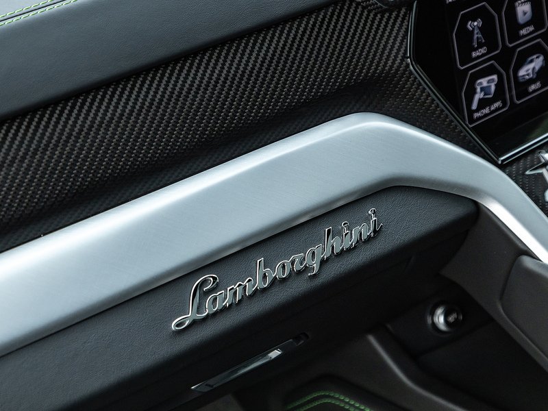 Lamborghini Urus  - U5815