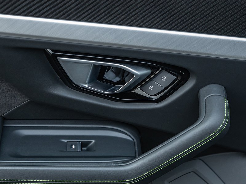 Lamborghini Urus  - U5815