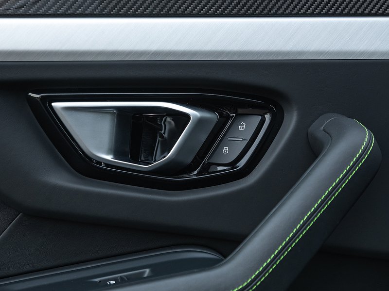 Lamborghini Urus  - U5815