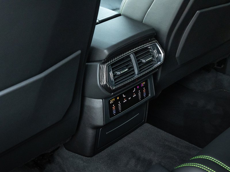 Lamborghini Urus  - U5815