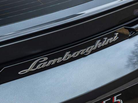 Lamborghini Urus  - U5815