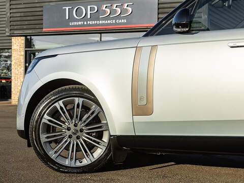 Range Rover SV P615 4.4 V8  - U5817