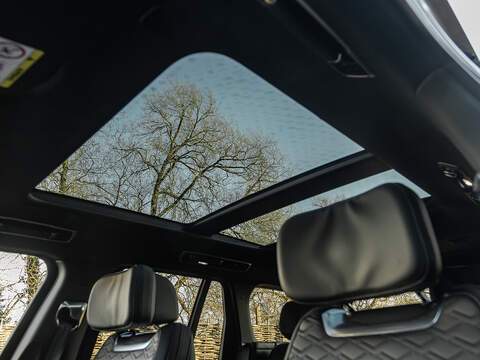 Range Rover SV P615 4.4 V8  - U5817