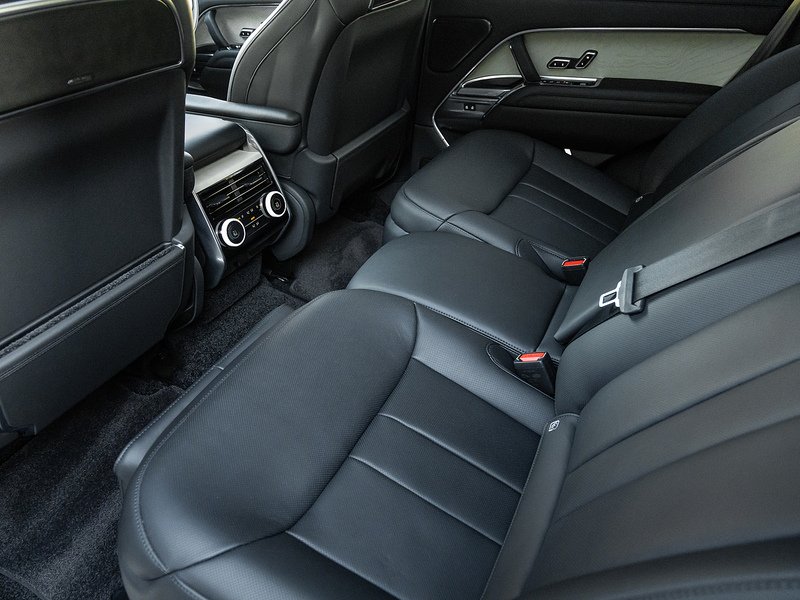 Range Rover SV P615 4.4 V8  - U5817