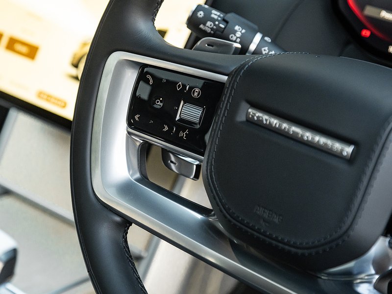 Range Rover SV P615 4.4 V8  - U5817